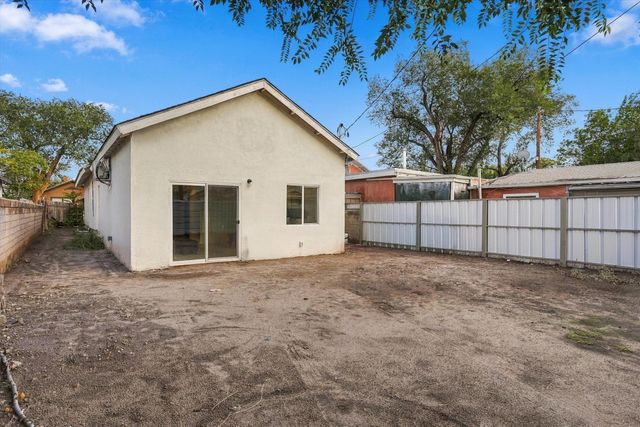 519 13th Street NW, Albuquerque, NM 87102