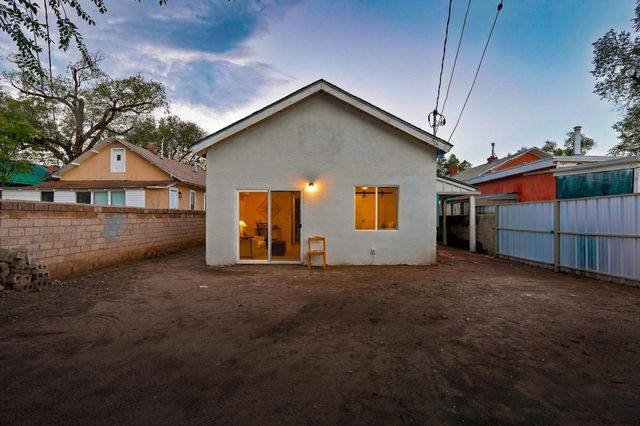 519 13th Street NW, Albuquerque, NM 87102