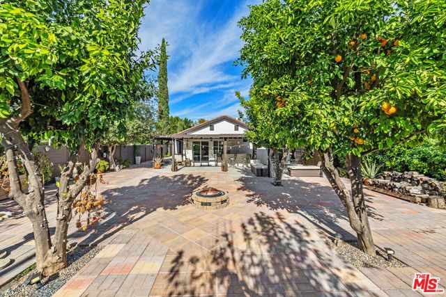 7340 Farralone Avenue, Canoga Park (los Angeles), CA 91303