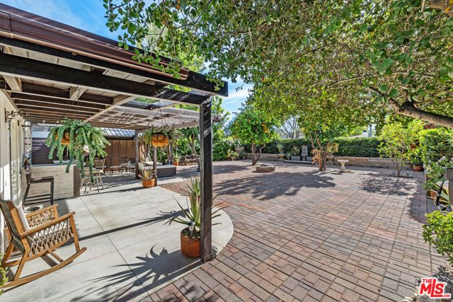 7340 Farralone Avenue, Canoga Park (los Angeles), CA 91303