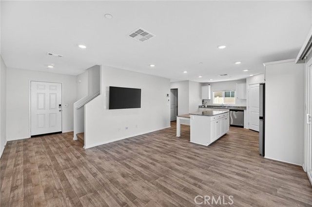 30826 Grand Prix Court, Winchester, CA 92596