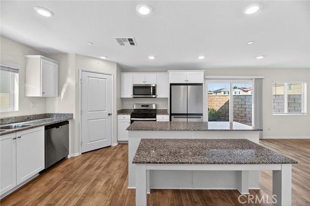 30826 Grand Prix Court, Winchester, CA 92596