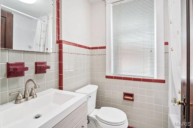 5859 Goener Avenue, St Louis, MO 63116