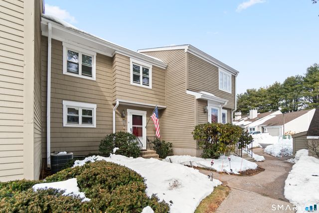 6 Lakeview Drive 6, Southington, CT 06489