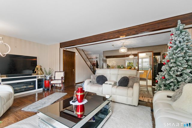 6 Lakeview Drive 6, Southington, CT 06489