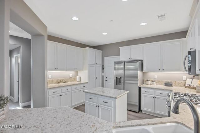 274 Via Antonio, Newbury Park, CA 91320