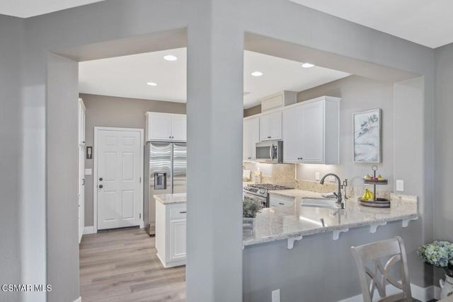274 Via Antonio, Newbury Park, CA 91320