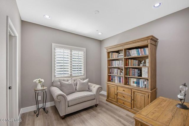 274 Via Antonio, Newbury Park, CA 91320