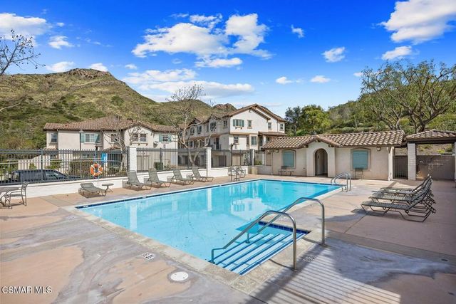 274 Via Antonio, Newbury Park, CA 91320