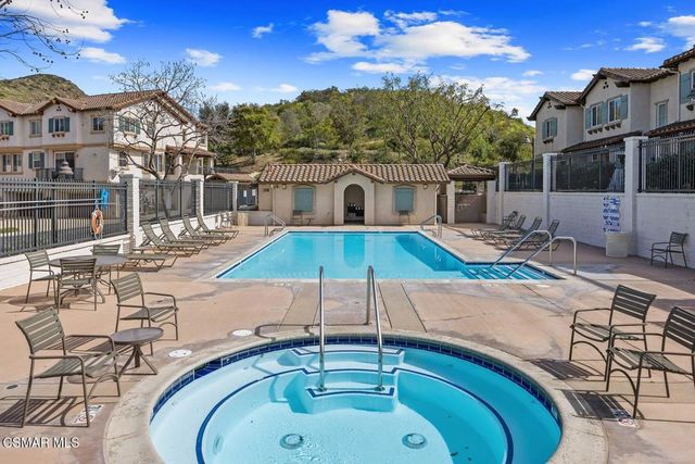 274 Via Antonio, Newbury Park, CA 91320