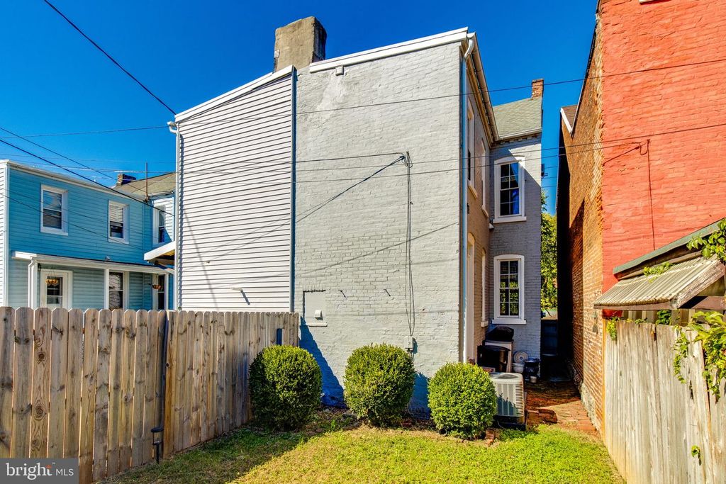 318 W GRANT ST, Lancaster, PA 17603
