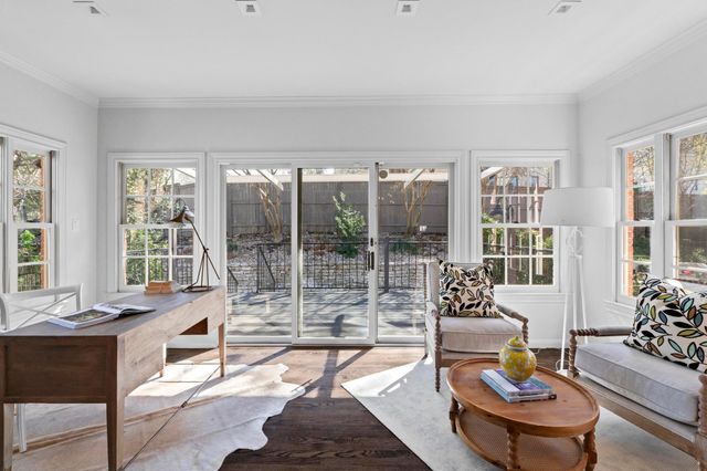 2702 Hillview Green LN, Austin, TX 78703