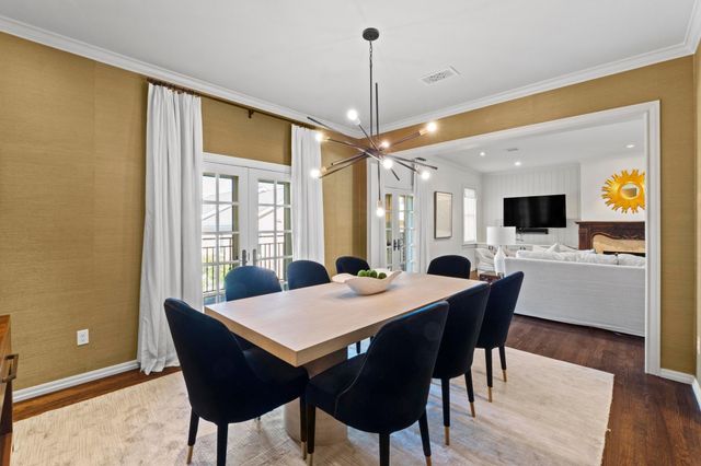 2702 Hillview Green LN, Austin, TX 78703