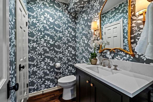 2702 Hillview Green LN, Austin, TX 78703