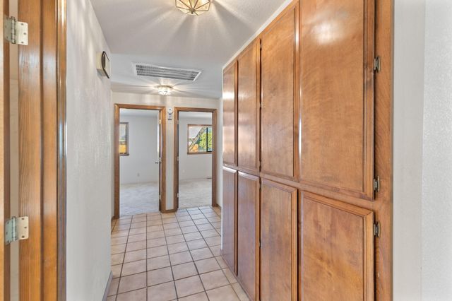 984 Mesman Drive, Grants Pass, OR 97527