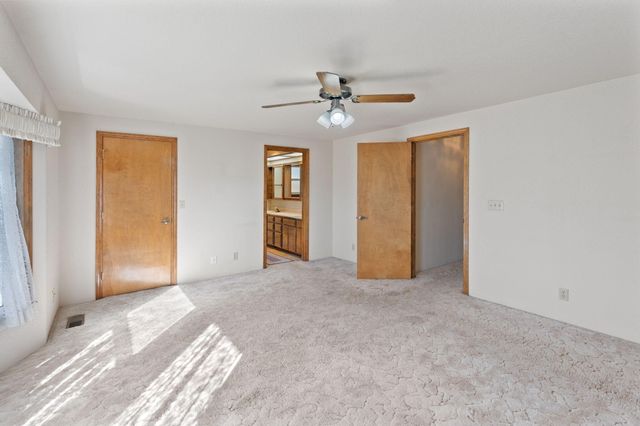 984 Mesman Drive, Grants Pass, OR 97527