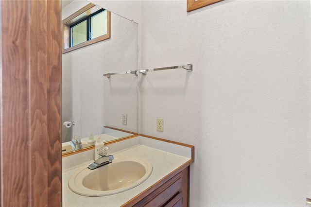 984 Mesman Drive, Grants Pass, OR 97527