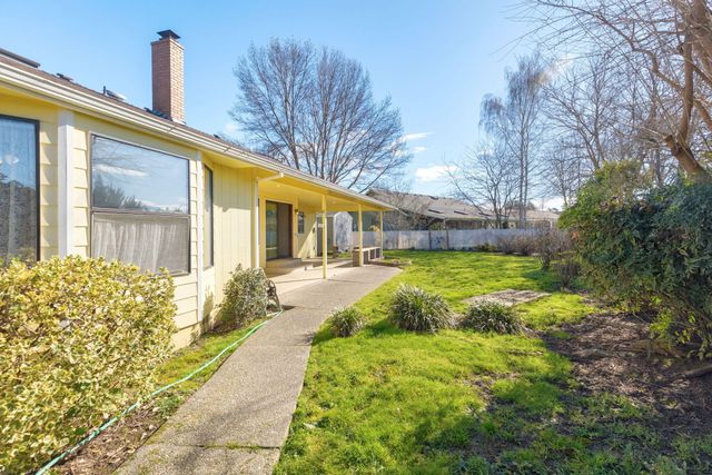 984 Mesman Drive, Grants Pass, OR 97527