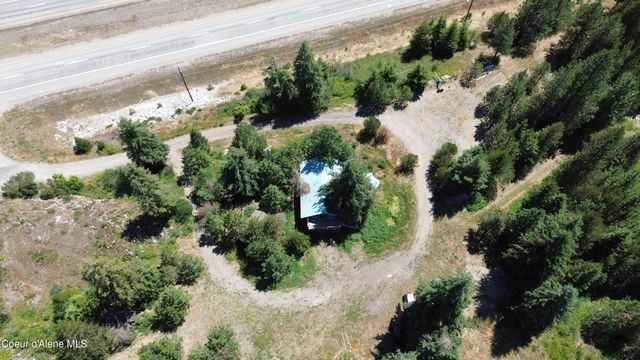 28789 N HIGHWAY 95, Athol, ID 83801