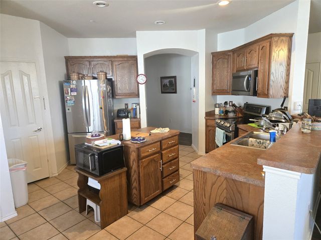 1008 Fort Apache Drive, Fort Worth, TX 76052