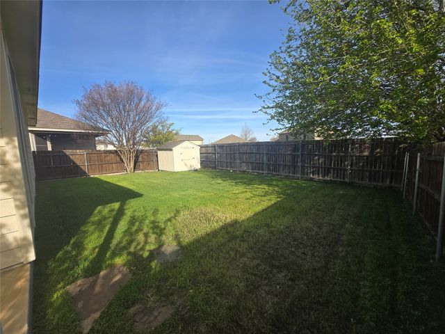 1008 Fort Apache Drive, Fort Worth, TX 76052