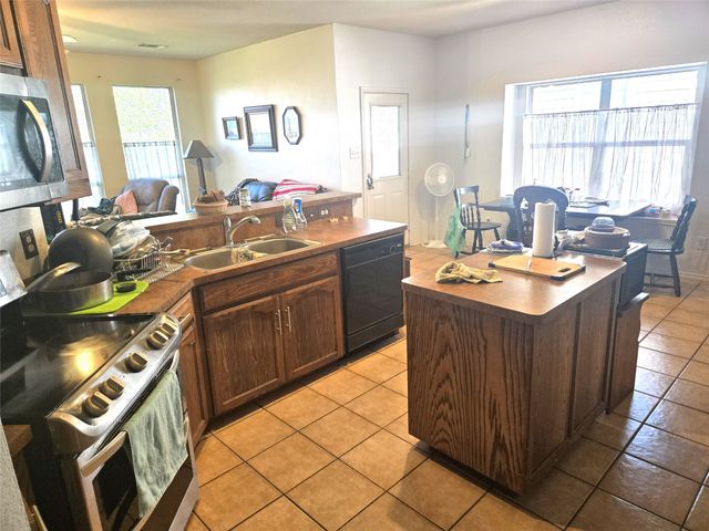 1008 Fort Apache Drive, Fort Worth, TX 76052