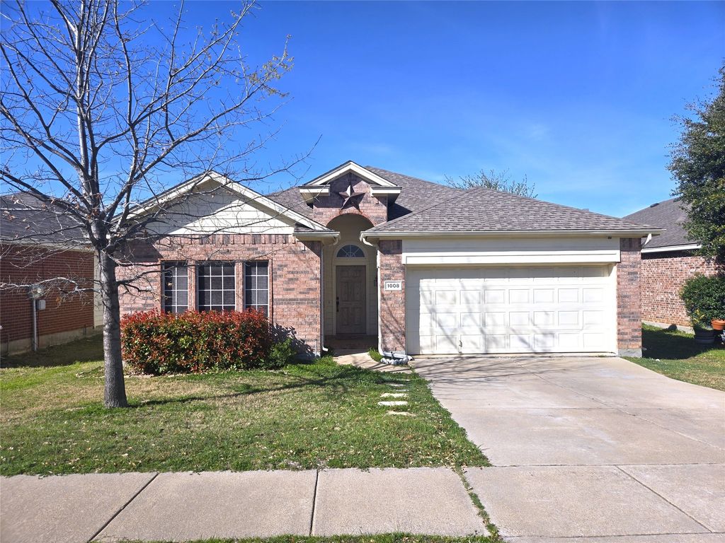 1008 Fort Apache Drive, Fort Worth, TX 76052