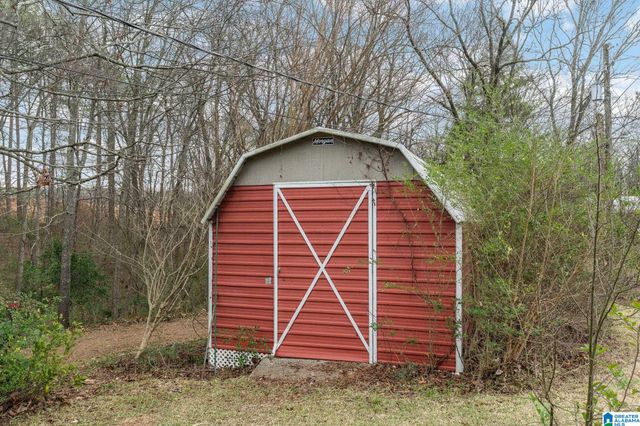 1739 SHANNON ROAD, Bessemer, AL 35022