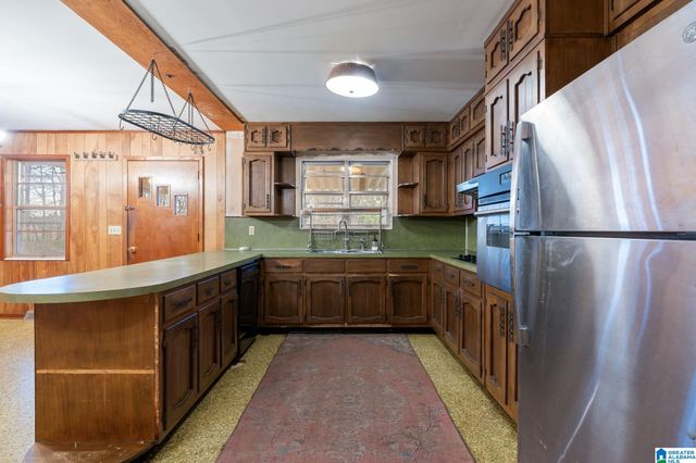 1739 SHANNON ROAD, Bessemer, AL 35022