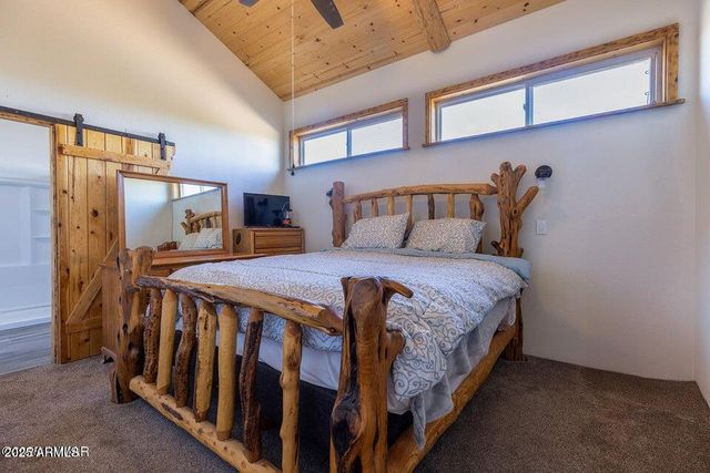 24 N COUNTY ROAD N3101 --, Vernon, AZ 85940