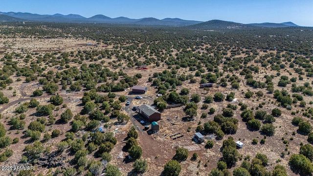 24 N COUNTY ROAD N3101 --, Vernon, AZ 85940
