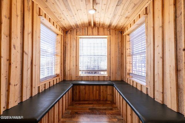 24 N COUNTY ROAD N3101 --, Vernon, AZ 85940