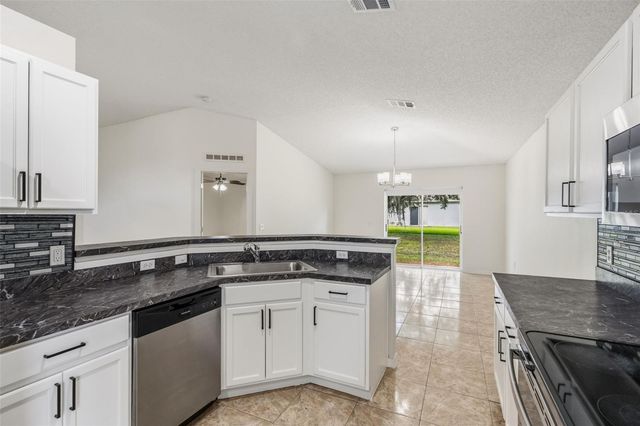 16918 CORNER HILL COURT, Orlando, FL 32820