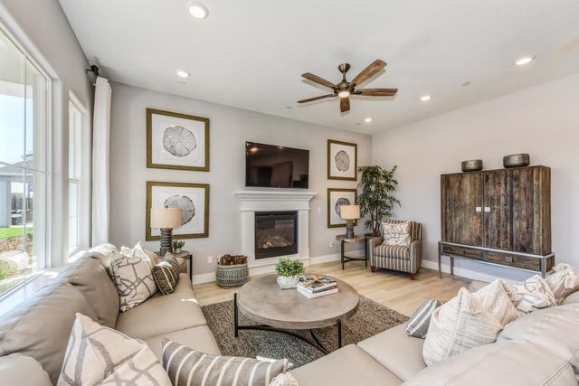 6169 Riding Path Dr, Roseville, CA 95747