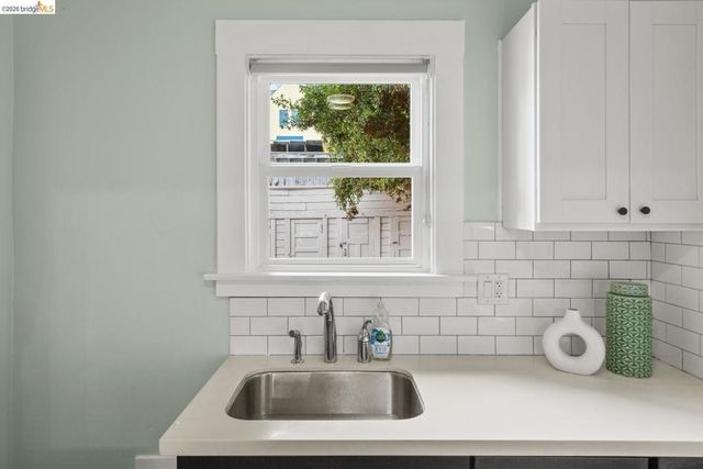 2641 Webster St 1, Berkeley, CA 94705
