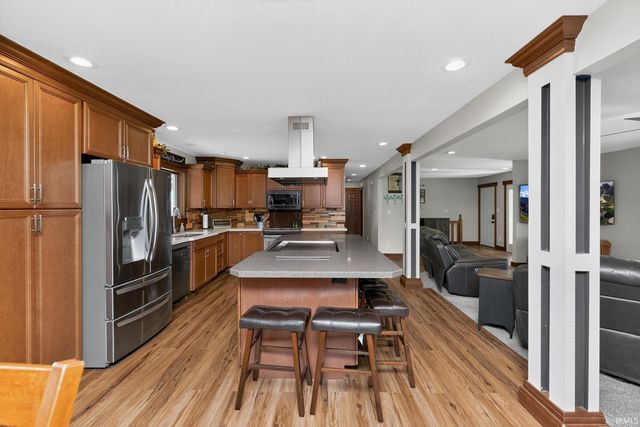 58863 County Road 19, Goshen, IN 46528