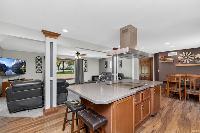 58863 County Road 19, Goshen, IN 46528