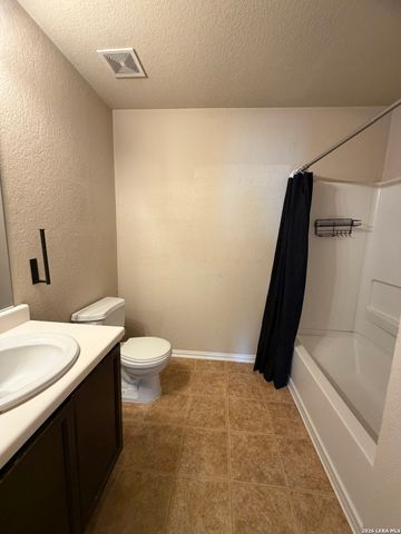 11402 GARDEN FLS, San Antonio, TX 78245