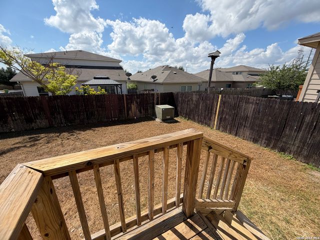 11402 GARDEN FLS, San Antonio, TX 78245