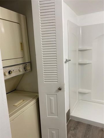 14168 SW 93rd Ln 14168, Miami, FL 33186