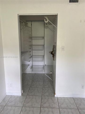 14168 SW 93rd Ln 14168, Miami, FL 33186