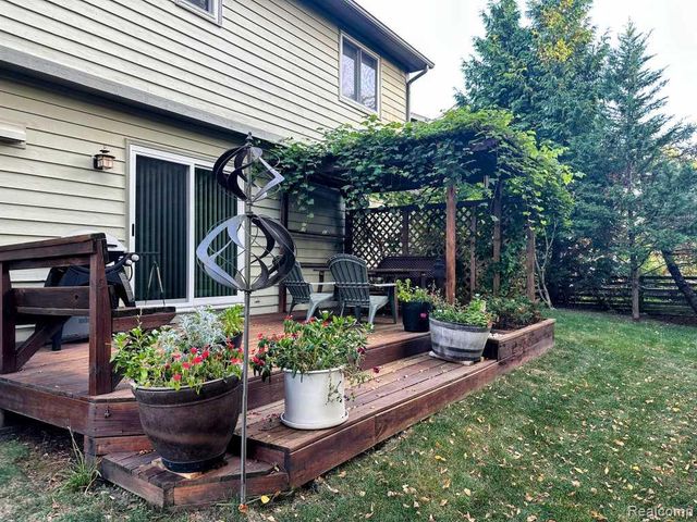 1900 Landmark Court, Ann Arbor, MI 48103