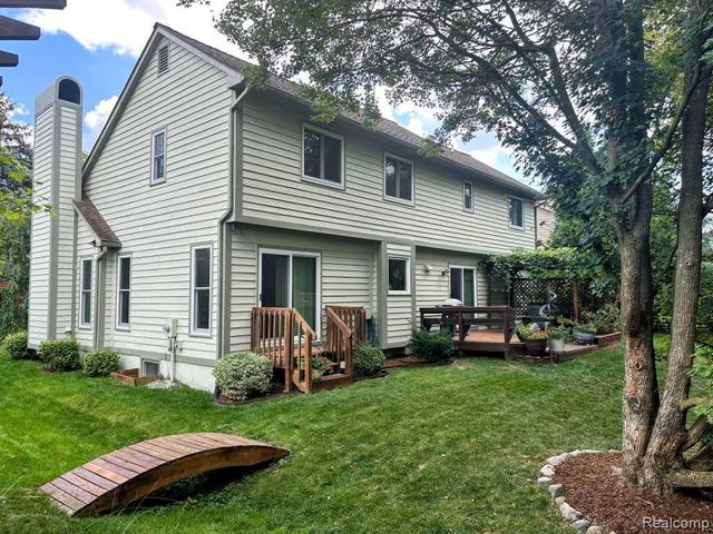 1900 Landmark Court, Ann Arbor, MI 48103