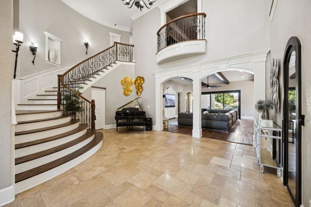 205 Edinburgh Court, Southlake, TX 76092