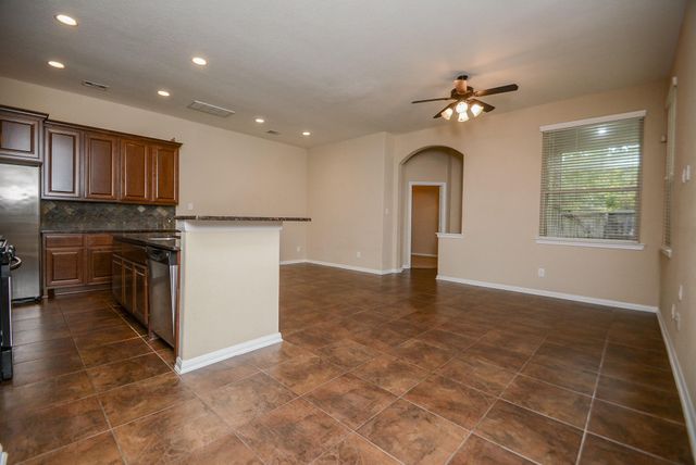 22 Cheswood Manor, The Woodlands, TX 77382