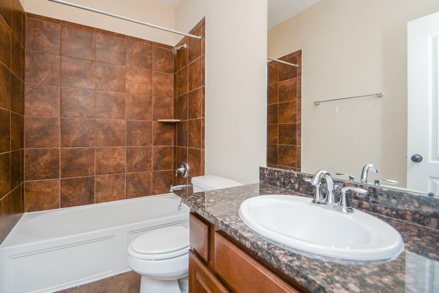 22 Cheswood Manor, The Woodlands, TX 77382