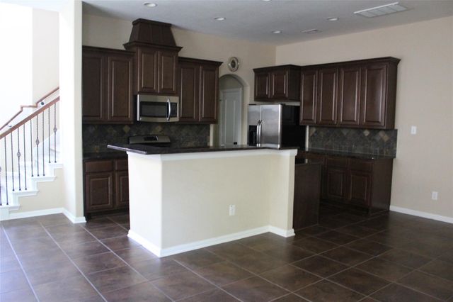 22 Cheswood Manor, The Woodlands, TX 77382