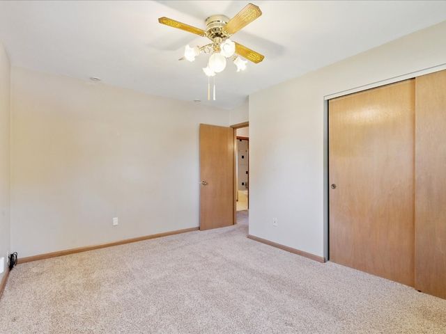 190 26th Street Court, Marion, IA 52302