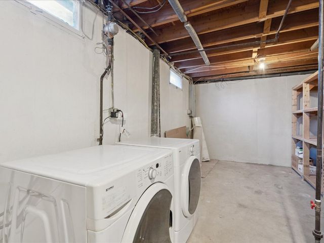 190 26th Street Court, Marion, IA 52302