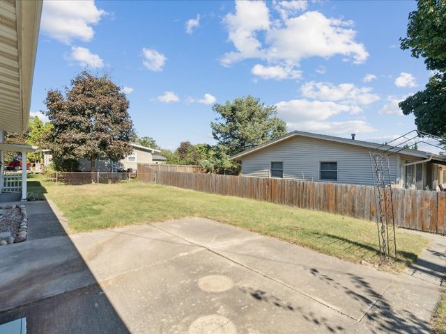 190 26th Street Court, Marion, IA 52302